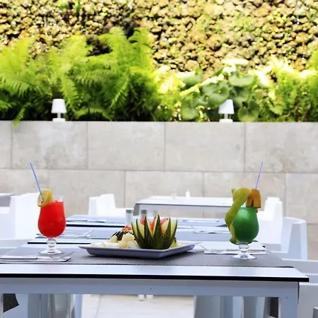 Apartment Deluxe With Half Board, Wifi From 250m A Playa del Ingles (Gran Canaria)
