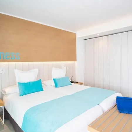 Deluxe With Half Board, Wifi From 250m A アパート プラヤ・デル・イングレス