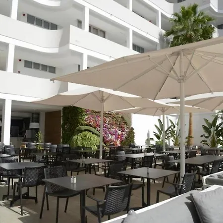 Lejlighed Deluxe With Half Board, Wifi From 250m A
